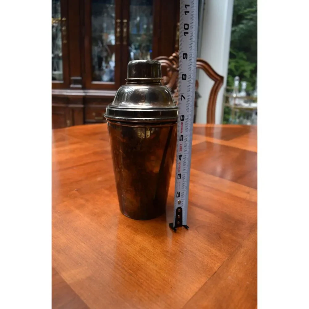 Antique English Silverplate Cocktail Shaker Built In Strainer 1.5 Pint Art Deco